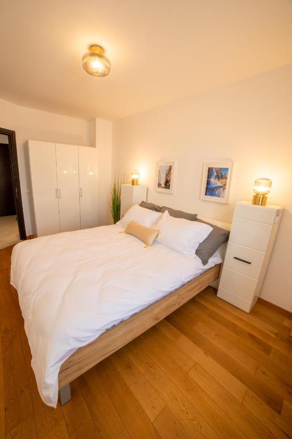 Nobel: Premium Two-room In Bucharest's Center! Bucarest